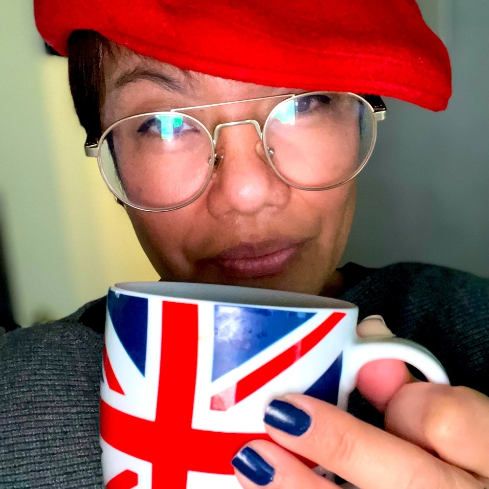 Meet your Posher, Liz